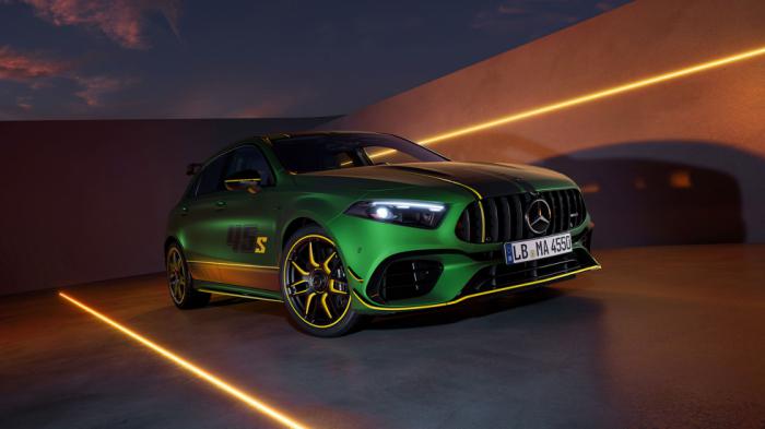 Πράσινη και... κολασμένη στη νέα της έκδοση η Mercedes-AMG A 45 S